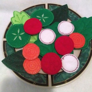 Felt play food - pretend food - play kitchen food - felt healthy Salad 16 Piece Set #PF2506