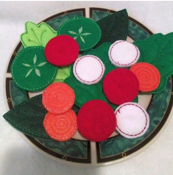 Embroidered felt play food spinach salad set pretend play kitchen 