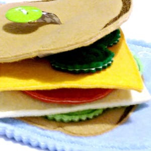 Felt quiet book - Toddler quiet book - Quiet book page - Toddler busy book - Busy book page - Felt busy book  - Button sandwich page #QB81