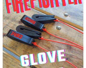 Quick-Release Firefighter Glove Clip | Hands-Free Bunker Gear Glove Holder