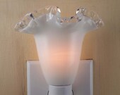 Fenton White Milk Glass Ruffled Top SILVERCREST Custom Made Night Light