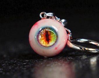 Gothic Cat Eye Keychain: Handmade Fantasy Horror Resin Charm