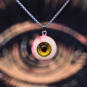 Gothic Brown Eyeball Necklace, Handmade Punk Resin Pendant, Creepy Horror Jewelry for Cosplay, Unique Emo Fashion Accessory for Goth Lovers
