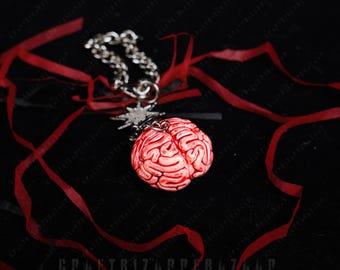 Realistische Bloody Brain-sleutelhanger: handgemaakt bloederig gothic-accessoire