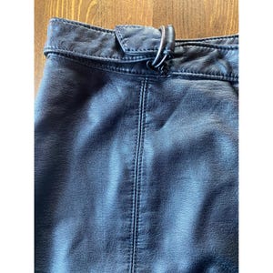 Vintage Clothing | Free People | Black Vegan Leather | Mini Skirt | Zipper Detail | Women | Y2K image 5