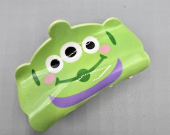 Toy story alien pizza planet hair claw clip