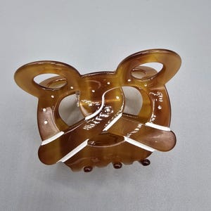 disney mickey head pretzel snack hair claw clip