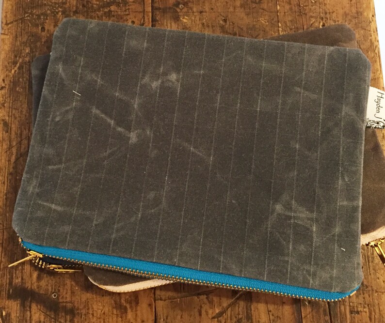 Waxed Canvas Zipper Pouch