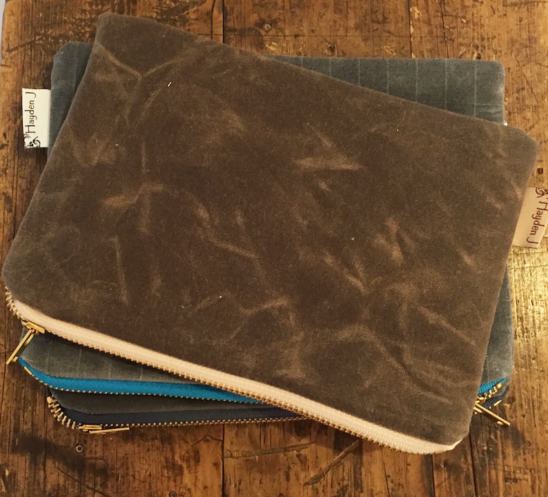 Waxed Canvas Zipper Pouch