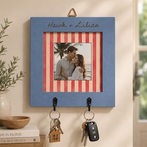 Personalized Couple Photo Key Holder, New home photo frame key holder, Custom Name Wooden Key Rack, Entryway Wall Decor, Anniversary Gift