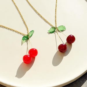 Collana con ciliegie alla frutta, collana con ciliegie rosse, collana con ciliegie al cibo, collane con ciliegie uniche per donna