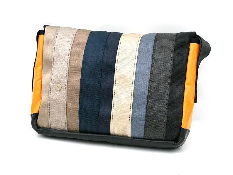 905D Messenger bag from RECYCLED car seatbelt reclaimed car Etsy