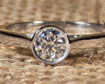 Comfort Fit Bezel Set Round 0.25CT/0.50CT/0.75CT Colorless Single Round Lab Grown Solitaire Engagement Ring, Timeless Bezel Set Ring.