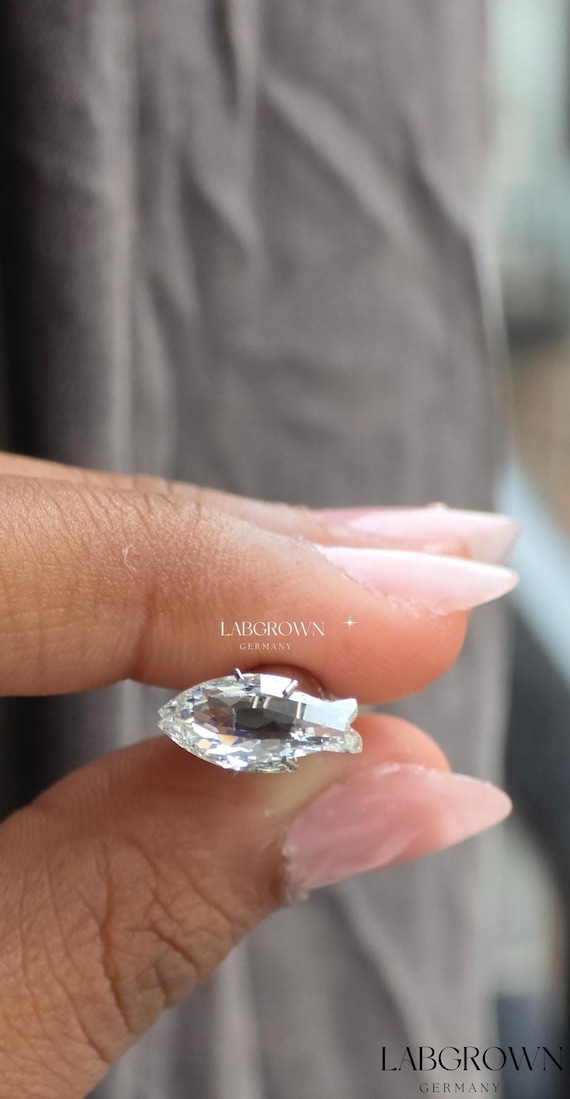 Fish Shaped Lab Grown Loose Diamond For Pendant, CVD Diamond Necklace For Making Jewelry, Eco Friendly Antique Diamond For Vintage Jewelry