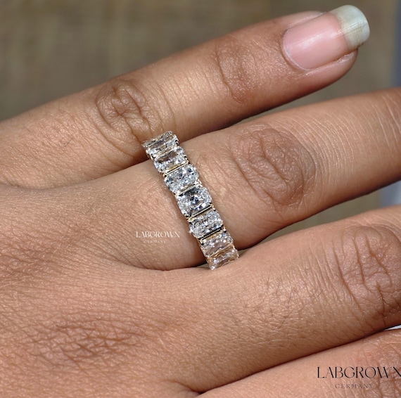 ラディアントカットダイヤモンドの結婚指輪、ハーフエタニティラボ