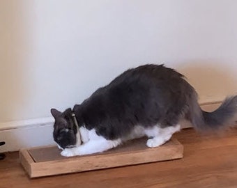 Deluxe Katzenspielzeug Bundle Paket, Holz Katzenkratzer, mit Katzenminze gefüllte Katzenkätzchen Spielzeug, Geschenke für Katzen, Katzenspielspielzeug, Geschenk für Katzenliebhaber