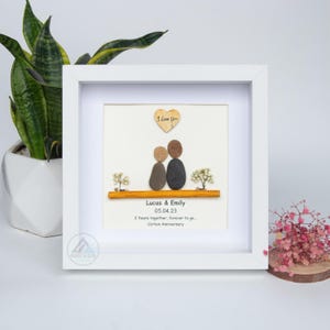 Personalized Couple Pebble Art, Wedding Gift for Couple, Anniversary Gift For Girlfriend / Wife / Husband, Pebble Painting, Pebble Art Gift
