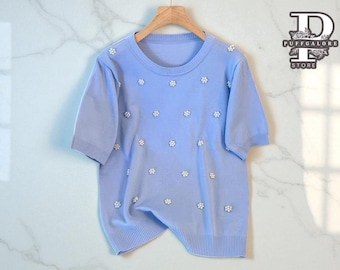 Women&#39;s Short-Sleeve Knit Top | Pearl Flower-Embellished Sweater | Soft Round Neck Pullover Shirt | Casual Spring Summer Wear