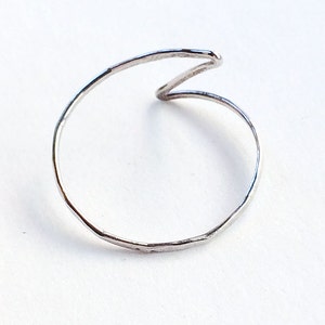 Sterling Silver Lightning Bolt Ring Delicate Handformed Hammered Lightweight image 3