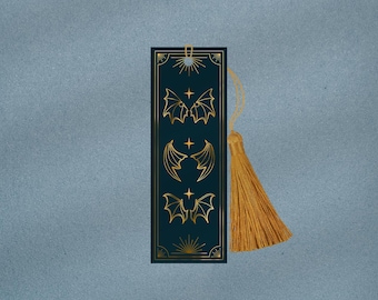 Foiled Bat Wings Bookmark, ACOTAR Bookmark, Gold Foiled Bat Boys Bookmark, SJM Bookmark, Fantasy Bookmark Gift, Gold Foil Bookmark