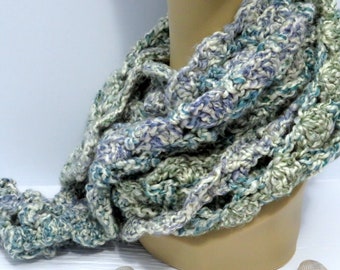 Handmade Winter Scarf / Soft, Cozy Woman's Scarf / Crochet Scarf / Neck Warmer / Lady's Scarf / Green Scarf  / Winter Apparel