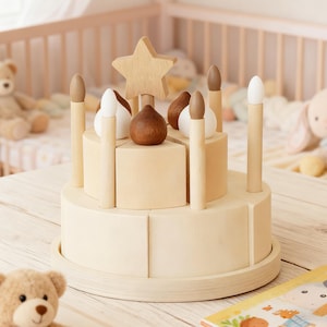 Holz Geburtstagskuchen Spielzeug, personalisierte Montessori Pretend Play Backset, Taufgeschenke, Spielgeschirr Küchenzubehör