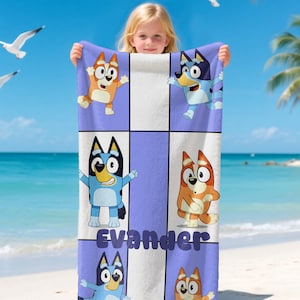 Gepersonaliseerde kinderbadhanddoek | Blauwe katoenen handdoek op maat | Cartoon handdoek peuter | Zacht pluche verjaardagscadeau | Zomerstrand- en zwembadfeest