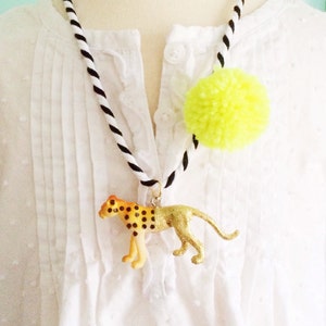 Cheetah Necklace with Pom Pom in Gold for Kids