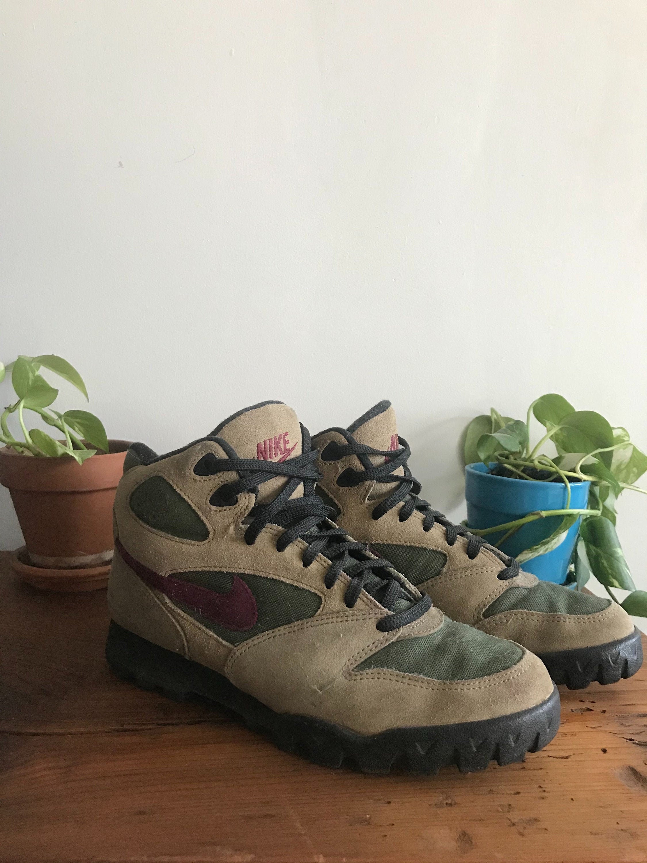ナイキ Vintage 90s Caldera Hiking Boots