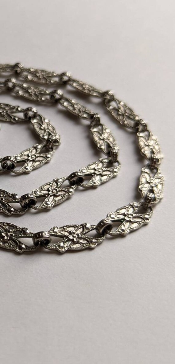 Victorian 10K White Gold Chain