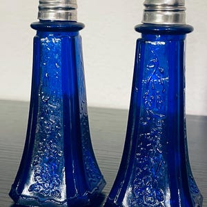 Cobalt Blue Depression Glass “Mayfair” Pattern Salt and Pepper Shakers, 4.25” Tall, Cobalt Blue Glass Shakers, see photos