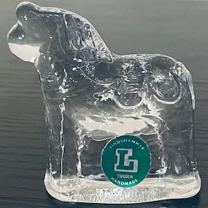 Lindshammar Crystal Dala Horse Paperweight: Swedish Art Glass Pony