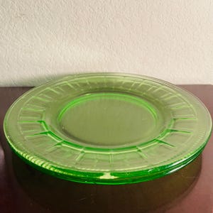 2 Uranium Glass, Federal Glass Style Uranium Plate with Colonial Fluted Rope Pattern, Uranium Plate, UV Glow, Unbranded, see pictures