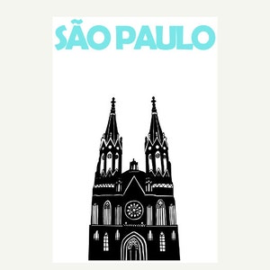 Puede incluir: Silueta en blanco y negro de una iglesia con dos torres altas. El texto "S&Atilde;O PAULO" est&aacute; escrito en azul en la parte superior de la imagen.