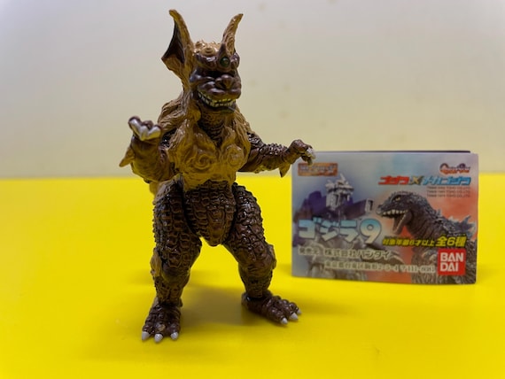 Bandai HG Godzilla 9 King Caesar 1974 Vintage Figure Japan 3 Inch