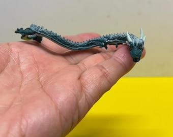 Godzilla Vintage Kaiju Mini Figure Manda Height 1 Inch 6-10-27 - Etsy