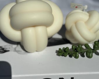 Fragancia salvaje / Vela decorativa con nudos /