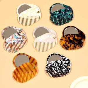 Personalized Initials Mirror Comb Set, Custom Name Amber Mirror Comb, Bridesmaid Gift Sets, Acetate Mirror Comb, Wedding Bridal Shower Gifts
