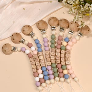 Attache-tétine personnalisée, attache-tétine personnalisée pour nouveau-né, attache-tétine en bois avec nom de bébé, porte-baptême fait main pour fête de bébé, cadeau de douche