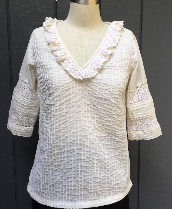 Vintage Cream Boho Shirt. 60's Cream Blouse