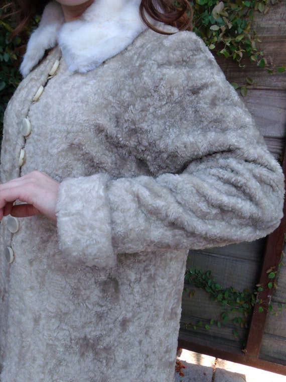 Vintage 50's 60's Coat White Faux Fur Long Dress … - image 4