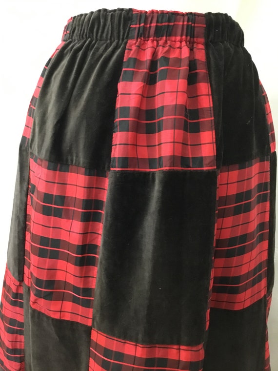 Vintage 60’s 70’s iMagnin Maxi Skirt. Red & Black… - image 5