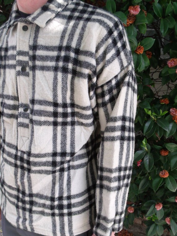 Black and White Mens Plaid Flannel Shirt,L.L.Bean… - image 3