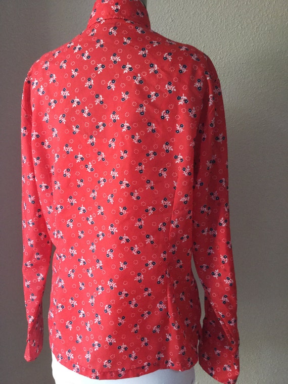 Red Rain Shirt, Vintage 70's floral Nylon Shirt, … - image 4