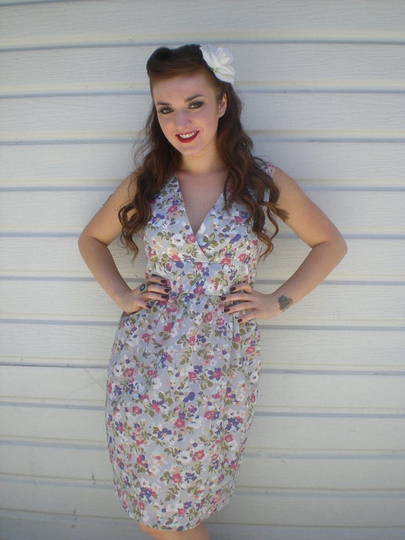 Vintage Empire Waist Calico Day Dress V neck Light blue Floral Print M/L Vintage Empire Waist Calico Day Dress V neck Light blue Floral Print M/L