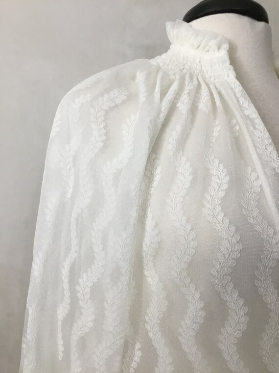 Vintage 60’s  White Sheer Robe.  Pin Up Lingerie S - image 6