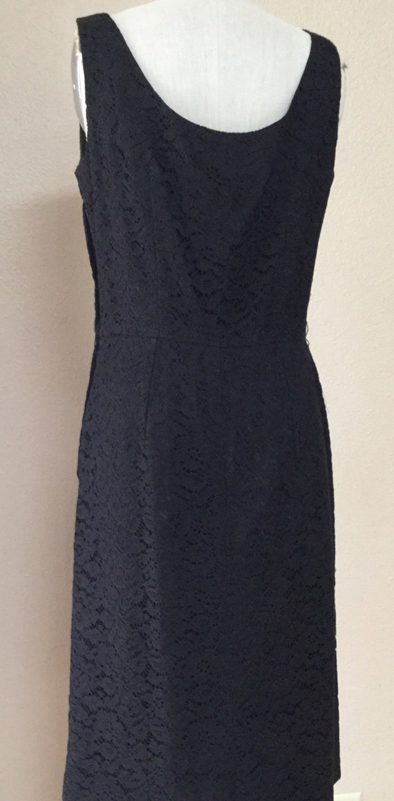 50's  black lace wiggle dress. 50's cocktail dres… - image 4