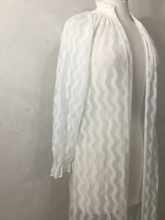 Vintage 60’s  White Sheer Robe.  Pin Up Lingerie S - image 7