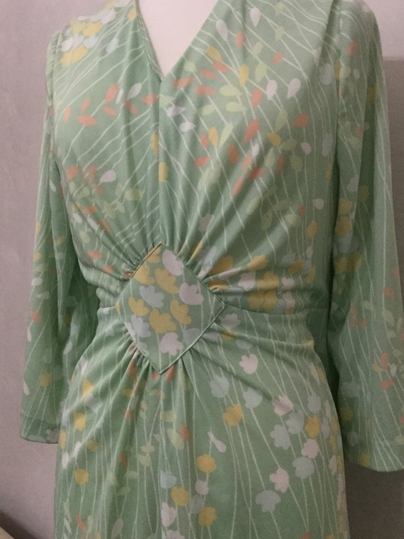 Vintage 60’s Pale green floral empire waist day d… - image 8