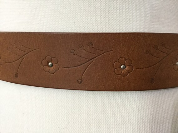 60s Brown Leather Belt Womans flower print - image 4